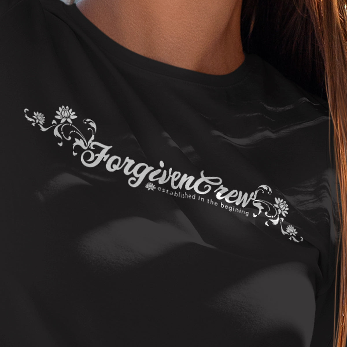 FC_F_Relaxedvneck_000004_W - ForgivenCrew